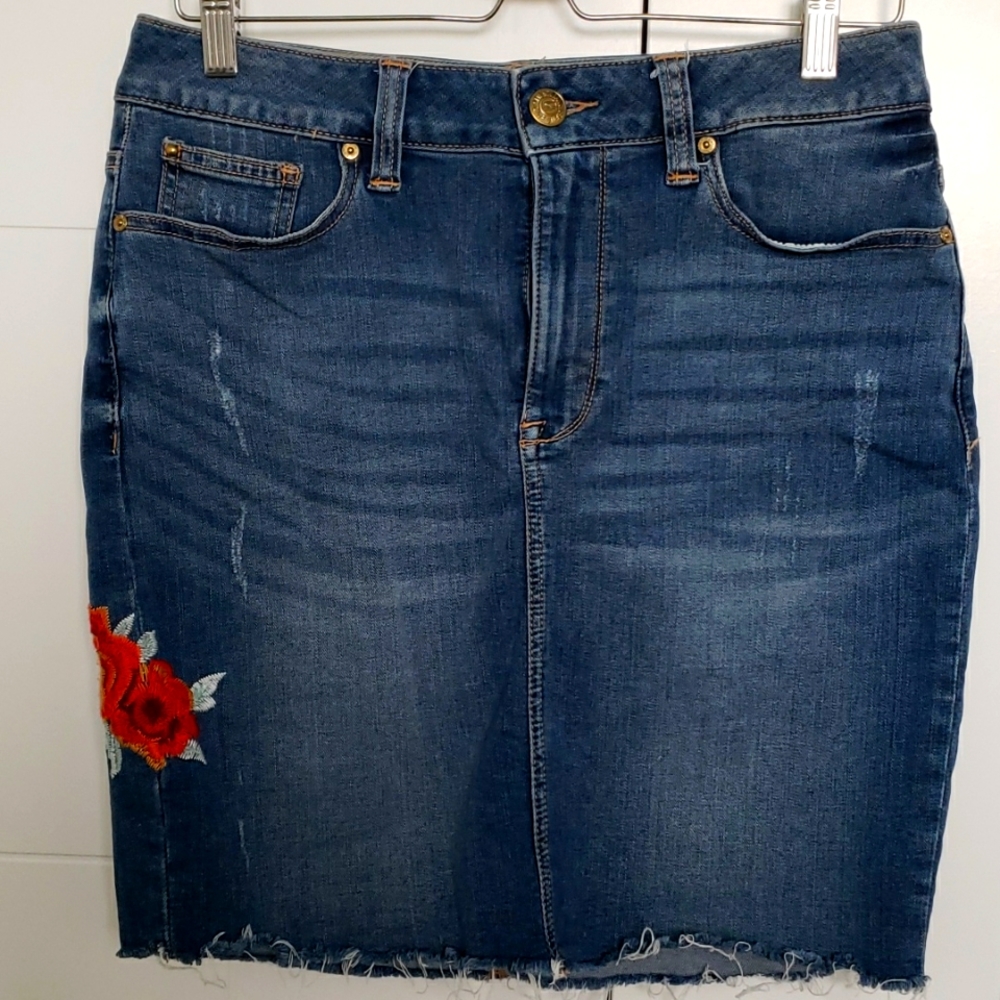 Seven Size 6 Distressed style Jean Skirt